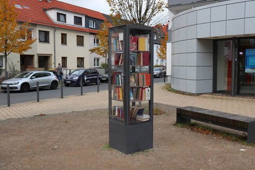 Bücherregal Nibelungenplatz
